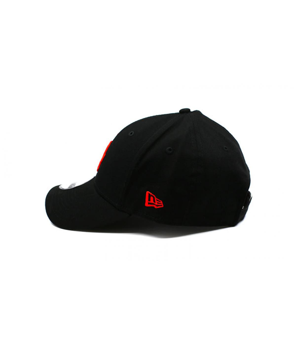black red LA cap - League Ess LA 9Forty black hot red New Era